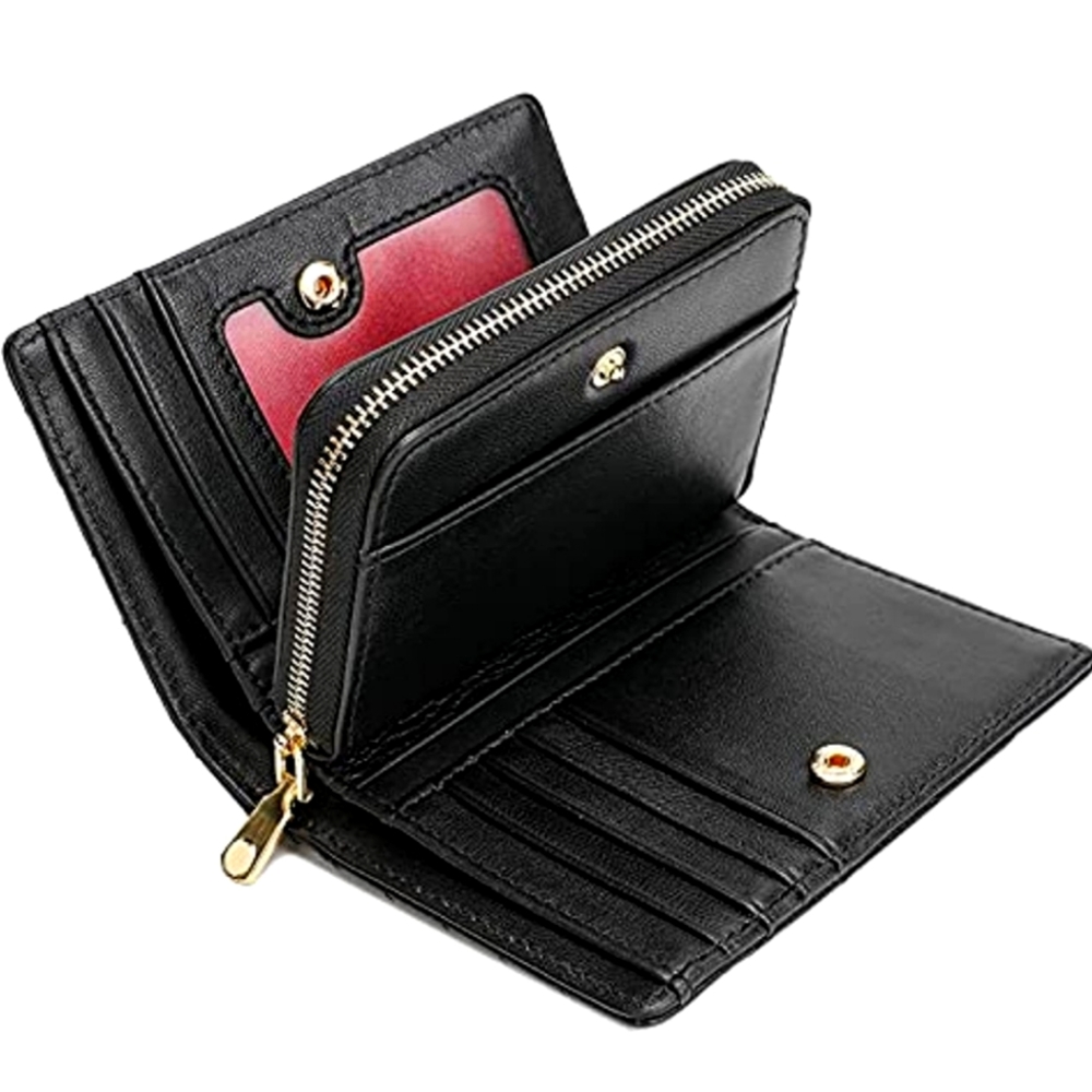 Minimalist quilted wallet